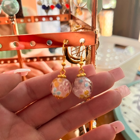 Southern Chic Dangle Earrings - Picture 2 of 3